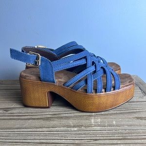 NEW House of Harlow 1960 Wedge Heel Sandals